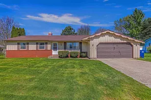 621 E Holly Rd, Beloit, WI 53511 - Photo 1