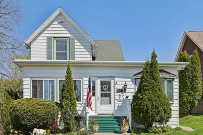 409 1st Street, Baraboo, WI 53913 - Photo 1