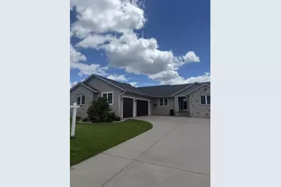 150 Potomac Place, Oregon, WI 53575 - Photo 1