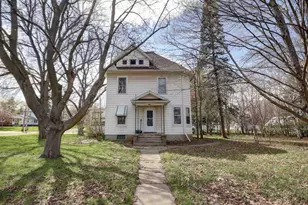 343 Lincoln Ave, Rio, WI 53960 - Photo 1