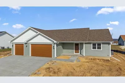 512 Eisenhower Street, Baraboo, WI 53913 - Photo 1