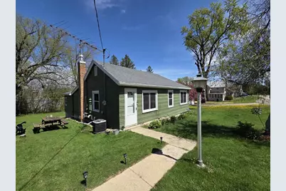 216 E Pearl Street, Kingston, WI 53939 - Photo 1