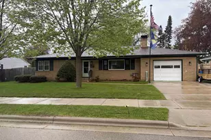 134 E Goodland St, Sun Prairie, WI 53590 - Photo 1