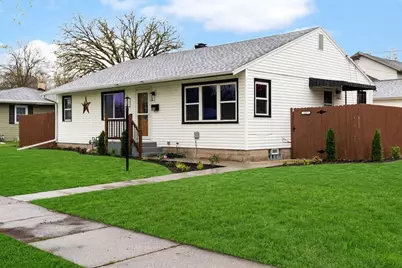 1027 Thomas Street, Janesville, WI 53545 - Photo 1