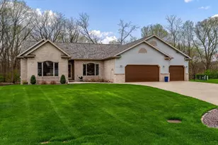 620 E Waterford Dr, Beloit, WI 53511 - Photo 1