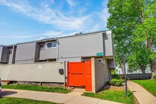 529 East Bluff, Madison, WI 53704 - Photo 1