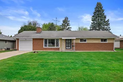 211 Prairie Avenue, Lake Mills, WI 53551 - Photo 1