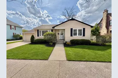20 S Ringold Street, Janesville, WI 53545 - Photo 1