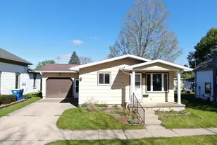 1027 Prairie Ave, Hillsboro, WI 54634 - Photo 1