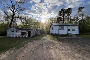947 Meyer Rd, Mauston, WI 53948 - Photo 1