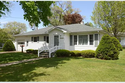 201 Locust Court, Portage, WI 53901 - Photo 1