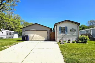 127 Falling Creek Cir, Janesville, WI 53548 - Photo 1