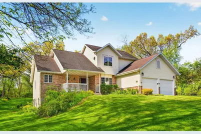 W7183 Breneman Road, Pardeeville, WI 53954 - Photo 1