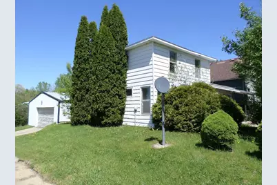 402 E Washington Street, Tomah, WI 54660 - Photo 1
