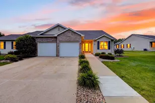 703 Malvern Hill Dr, Madison, WI 53718 - Photo 1
