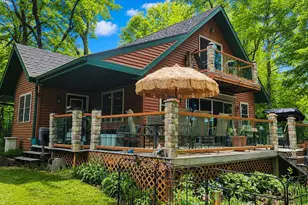 1614 N Sugar Island Rd, Oconomowoc, WI 53066 - Photo 1
