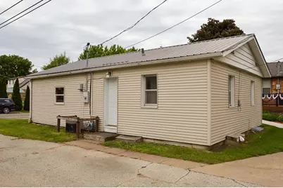 109 W Pine Street, Prairie Du Chien, WI 53821 - Photo 1
