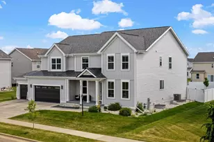 2521 Red Bud Ln, Sun Prairie, WI 53590 - Photo 1