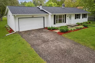 1606 Frisch Rd, Madison, WI 53711 - Photo 1