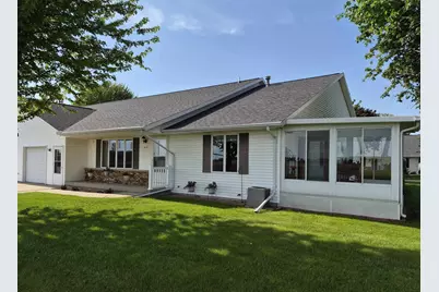 812 Pattee Drive, Waupun, WI 53963 - Photo 1