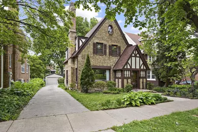 1122 Spaight Street, Madison, WI 53703 - Photo 1