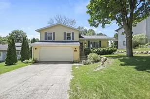 621 7 Nations Dr, Madison, WI 53713 - Photo 1