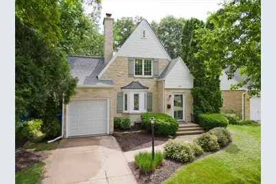 158 Kensington Drive, Madison, WI 53704 - Photo 1