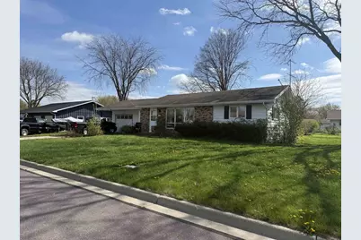 58 8th Street, Prairie Du Sac, WI 53578 - Photo 1
