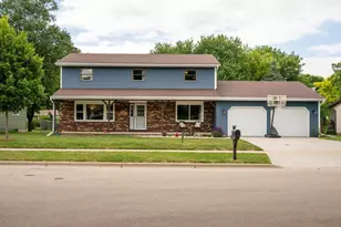 1264 Crossing Ridge Trail, Sun Prairie, WI 53590 - Photo 1