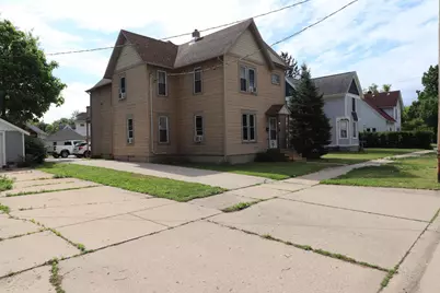 612 Yuba Street, Janesville, WI 53545 - Photo 1
