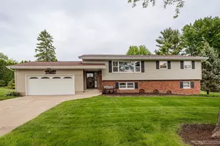 1710 Michigan Ave, Sun Prairie, WI 53590 - Photo 1