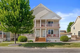 1032 Stonehaven Dr, Sun Prairie, WI 53590 - Photo 1
