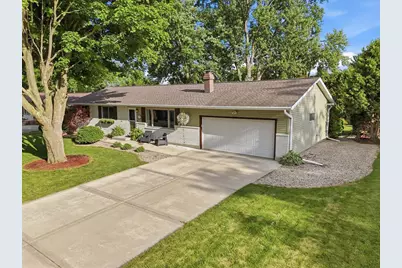319 Meadowlark Circle, Deerfield, WI 53531 - Photo 1