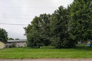 325 Jefferson St, DeForest, WI 53532 - Photo 1
