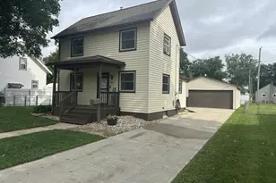 1408 Barham Ave, Janesville, WI 53548 - Photo 1