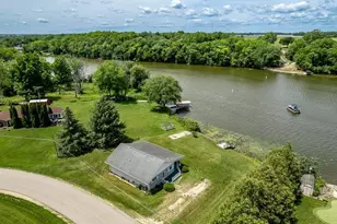 9093 N Arrowhead Shores Rd, Edgerton, WI 53524 - Photo 1