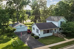309 N Mechanic St, Albany, WI 53502 - Photo 1