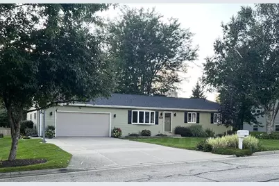 113 N 5th Street, Janesville, WI 53536 - Photo 1