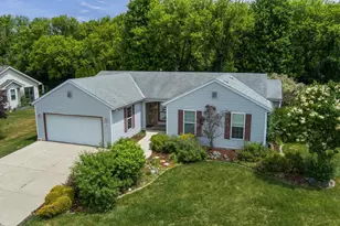 113 Mark Dr, Johnson Creek, WI 53038 - Photo 1