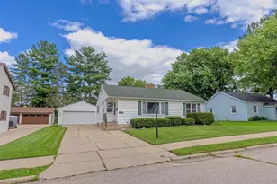 1021 S Terrace St, Janesville, WI 53546 - Photo 1