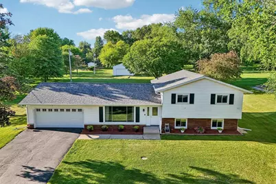 W7810 Star Court Road, Pardeeville, WI 53954 - Photo 1