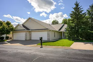 669 Springbrook Cir, DeForest, WI 53532 - Photo 1