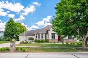 1015 Thomas St, Ripon, WI 54971 - Photo 1
