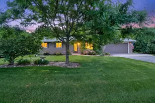 6702 N Abey Ct, Janesville, WI 53536 - Photo 1