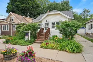 2653 E Johnson St, Madison, WI 53704 - Photo 1