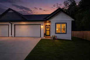 602 E Madison Ave, Milton, WI 53563 - Photo 1