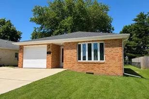 1838 S Osborne Ave, Janesville, WI 53546 - Photo 1