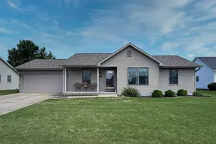 2724 Kelso Dr, Janesville, WI 53546 - Photo 1