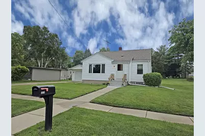 1404 Center Street, Watertown, WI 53098 - Photo 1