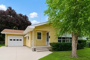 115 E Emmett St, Portage, WI 53901 - Photo 1